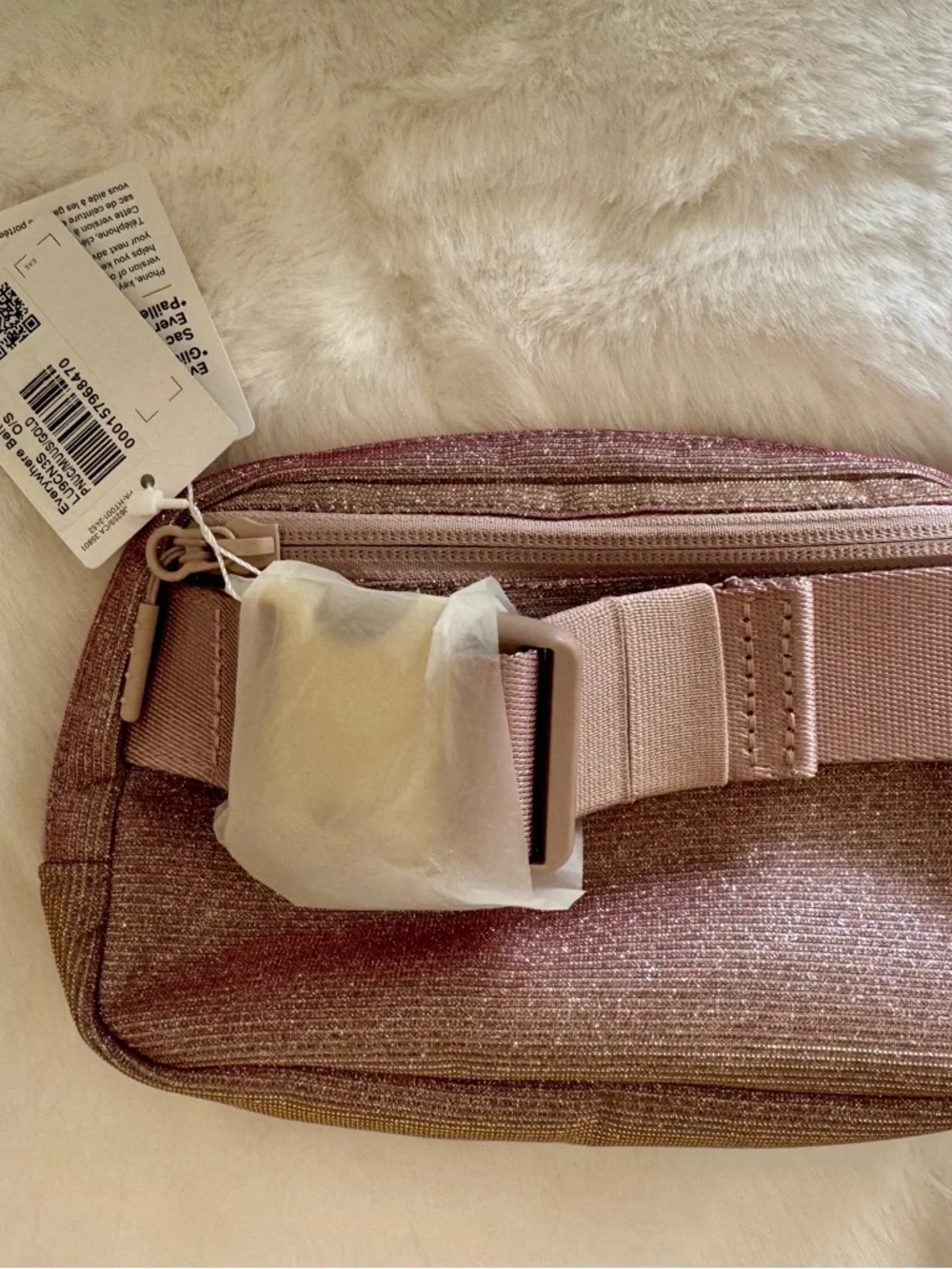 lululemon athletica Shimmery Rose Pink Crossbody Belt Bag - Picture 2 of 4